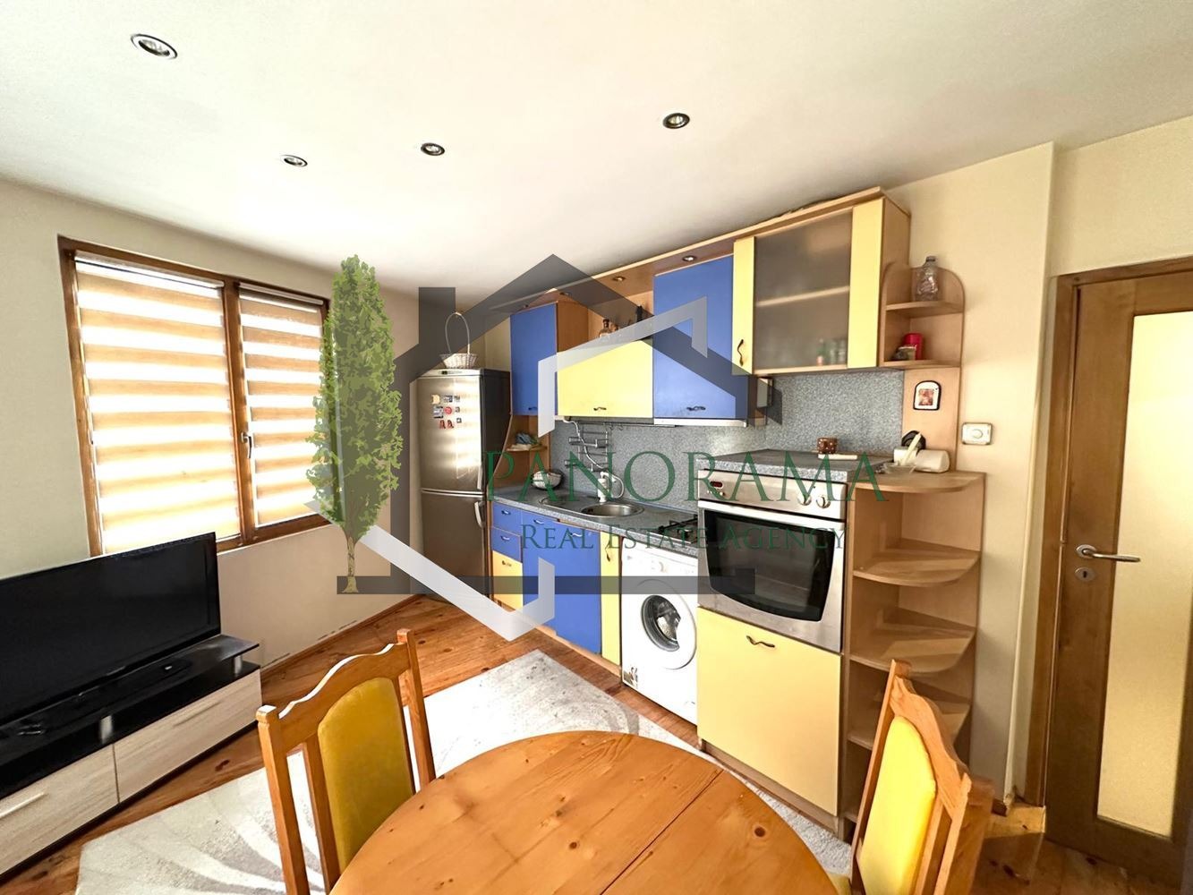 Продава МНОГОСТАЕН, гр. Шумен, Център, снимка 5 - Апартаменти - 55232204