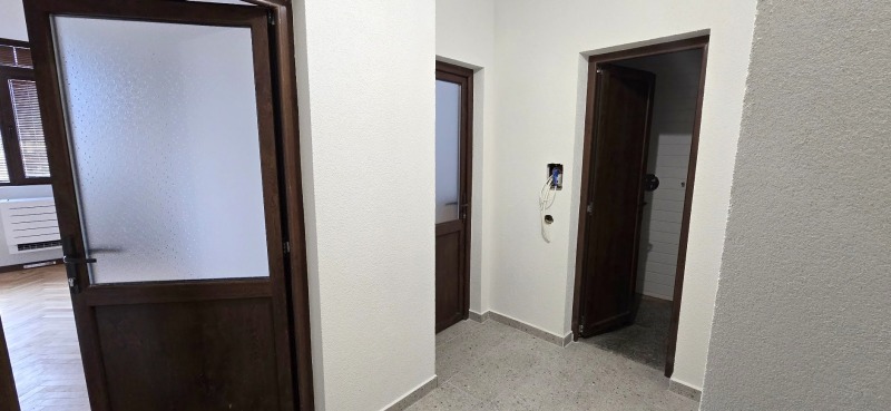 Продава 1-СТАЕН, гр. Шумен, Болницата, снимка 5 - Апартаменти - 53352876