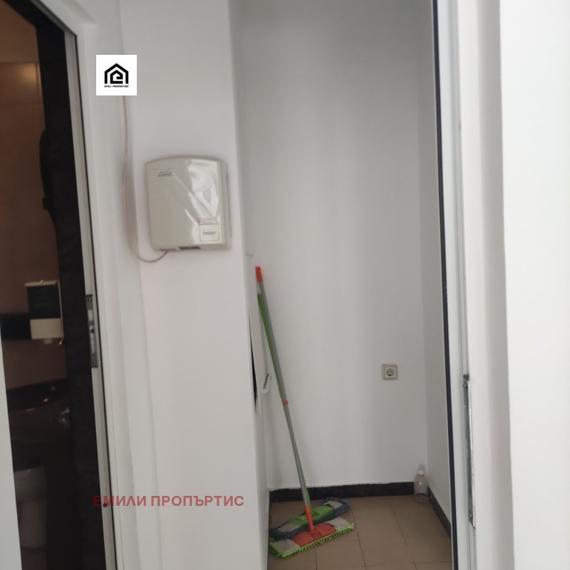 Eladó  2 hálószobás Sofia , Zona B-5 , 71 négyzetméter | 31836200 - kép [10]