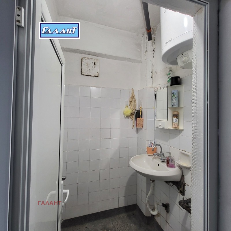 Продава 3-СТАЕН, гр. Варна, Левски 1, снимка 4 - Апартаменти - 52702037