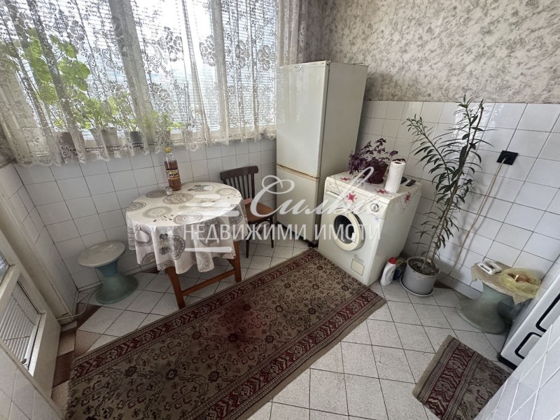 En venta  3 dormitorios Targovishte , Zapad 1 , 96 metros cuadrados | 74162669 - imagen [3]