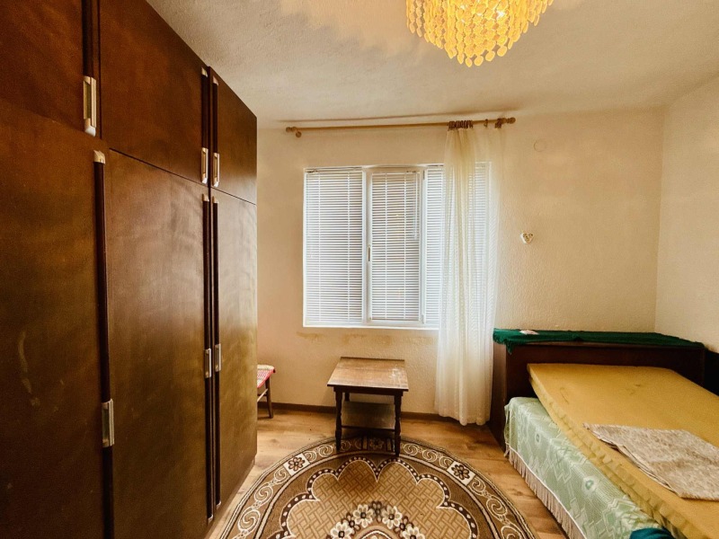 Продава КЪЩА, гр. Карлово, област Пловдив, снимка 10 - Къщи - 52587972