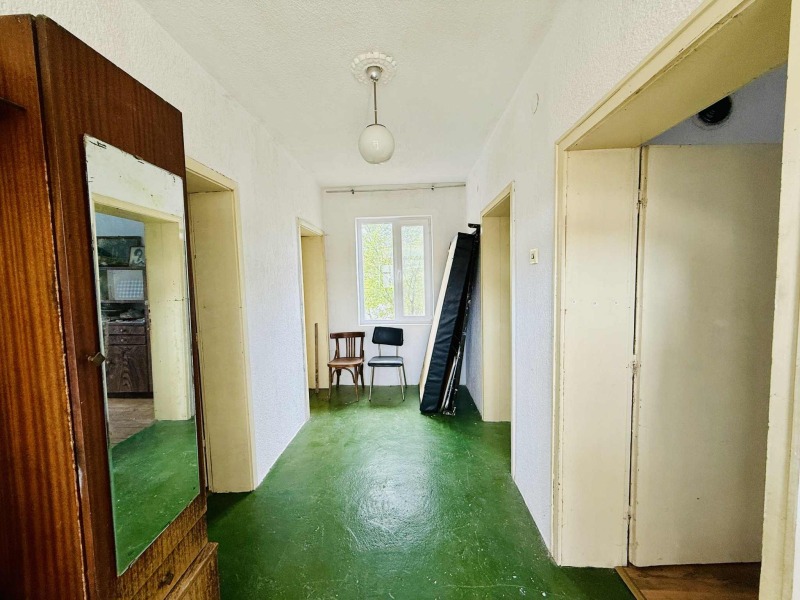 Продава КЪЩА, гр. Карлово, област Пловдив, снимка 11 - Къщи - 52587972