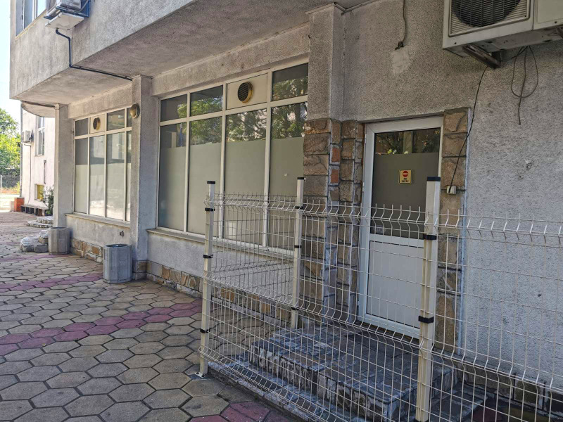 À vendre  Bar; Café Plovdiv , Indoustrialna zona - Iztok , 150 m² | 93668968