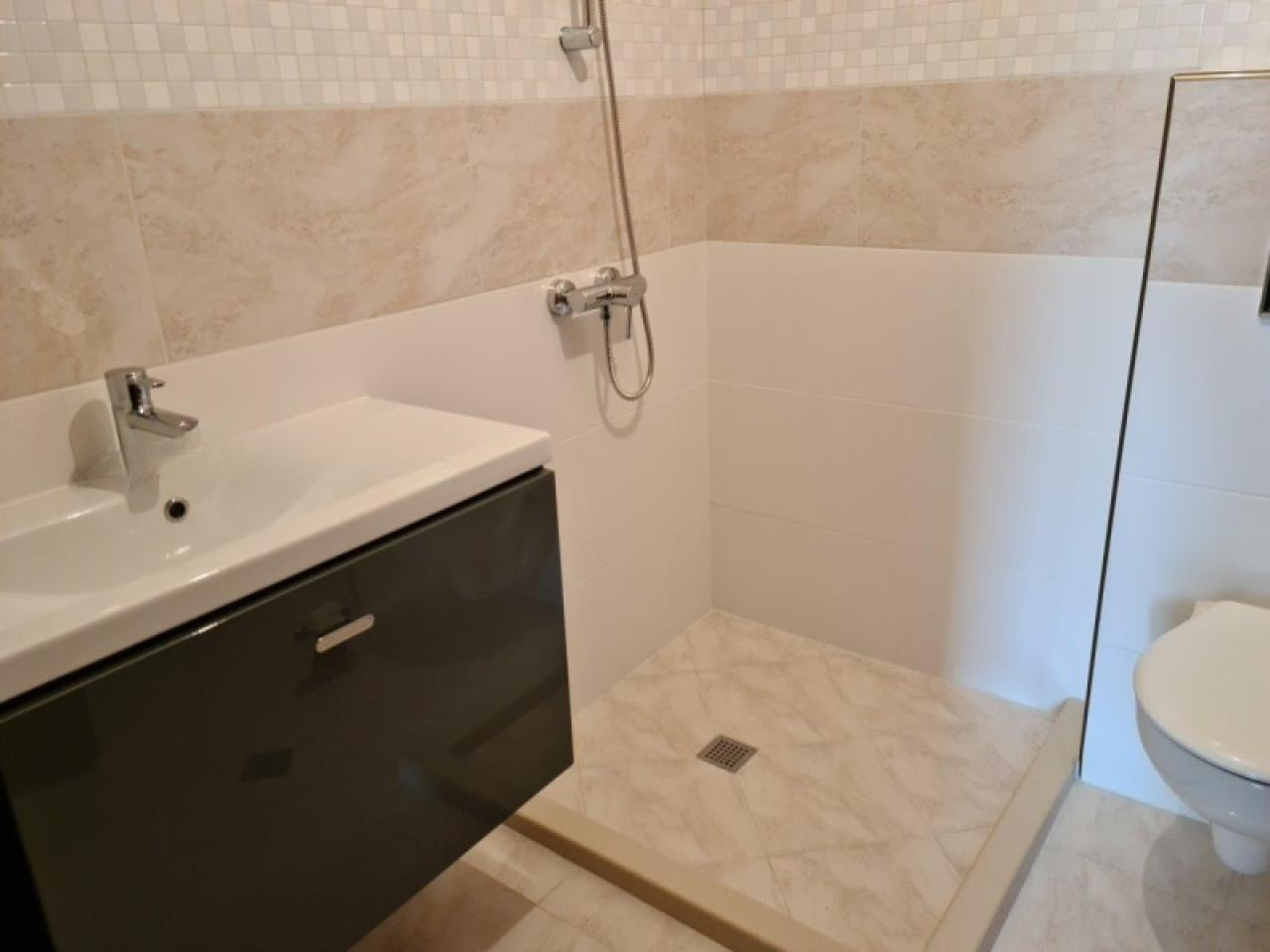Продава 2-СТАЕН, гр. Пловдив, Кючук Париж, снимка 8 - Апартаменти - 55222181