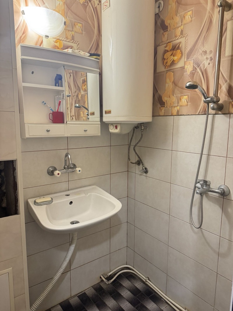 Продава  2-стаен град Русе , Здравец Изток , 60 кв.м | 34341435 - изображение [7]