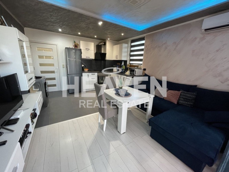 Продава  2-стаен град Пловдив , Беломорски , 111 кв.м | 13172455