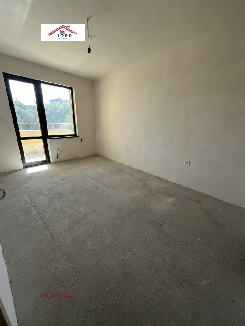 Продава  3-стаен, град Плевен, Широк център •  150 000 EUR • ID 70352186 — holmes.bg - [1] 