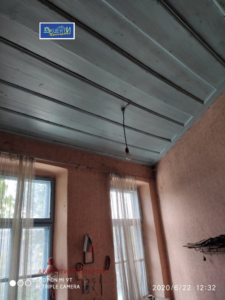 Продава КЪЩА, гр. Велико Търново, Варуша, снимка 10 - Къщи - 52575385