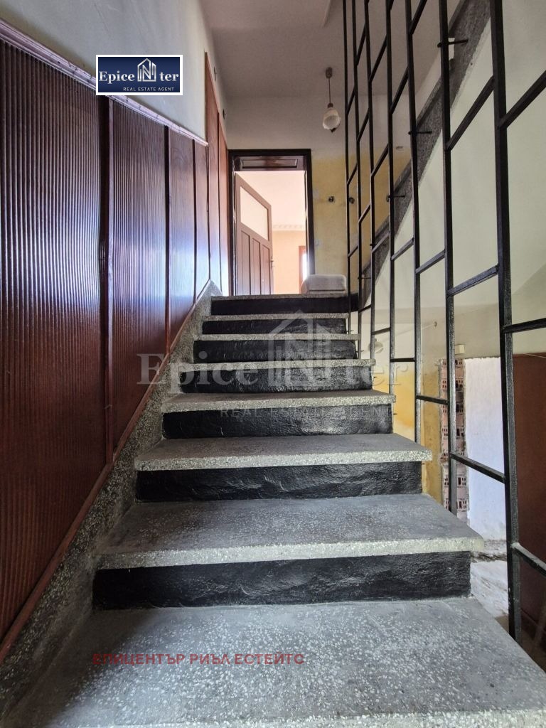 Продава КЪЩА, с. Люлин, област Перник, снимка 9 - Къщи - 54159680