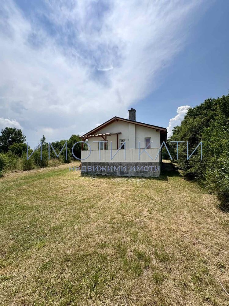 Продава КЪЩА, с. Егълница, област Перник, снимка 2 - Къщи - 55146682
