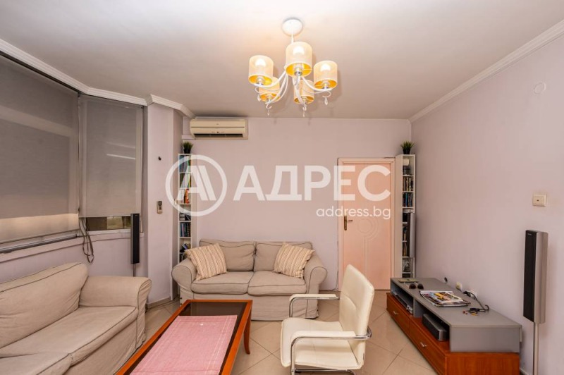 Продава 2-СТАЕН, гр. Пловдив, Кършияка, снимка 1 - Aпартаменти - 46965797