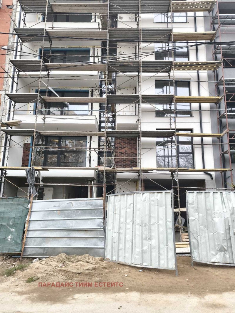 Продава 3-СТАЕН, гр. София, Сухата река