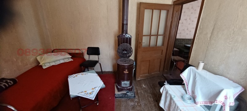 Продава КЪЩА, гр. Шумен, Дивдядово, снимка 3 - Къщи - 53850545