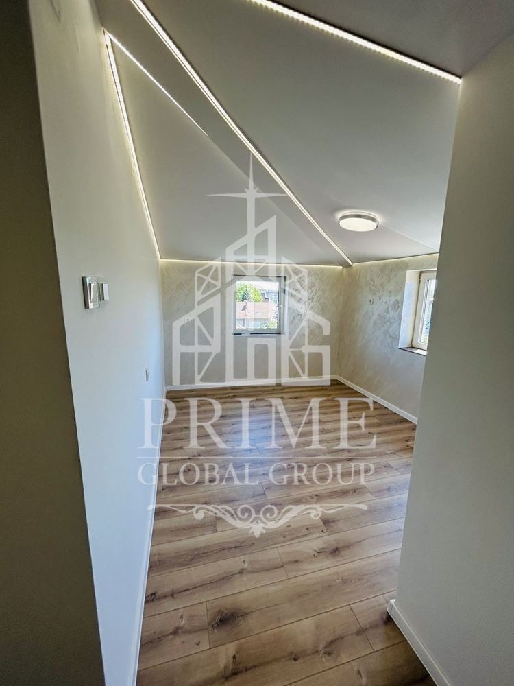 Продава 2-СТАЕН, гр. Варна, Център, снимка 2 - Апартаменти - 54224655