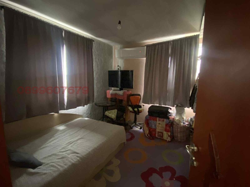 Till salu  Hus region Sofia , Gradec , 138 kvm | 65624054 - bild [4]