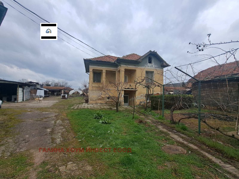 Продава КЪЩА в област Плевен, с. Биволаре - 130 кв.м / 58 900 € » 115 198.39 лв., ГАЛИНА ХОУМ ИНВЕСТ ЕООД