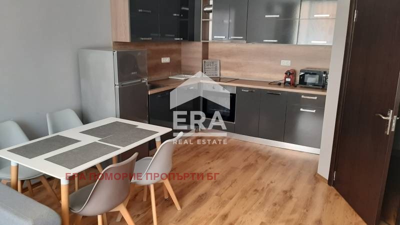 Продава 2-СТАЕН, гр. Поморие, област Бургас, снимка 2 - Апартаменти - 52652249
