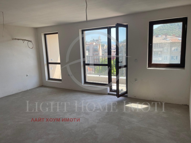 Zu verkaufen  2 Schlafzimmer Plowdiw , Mladeschki Halm , 94 qm | 20300641