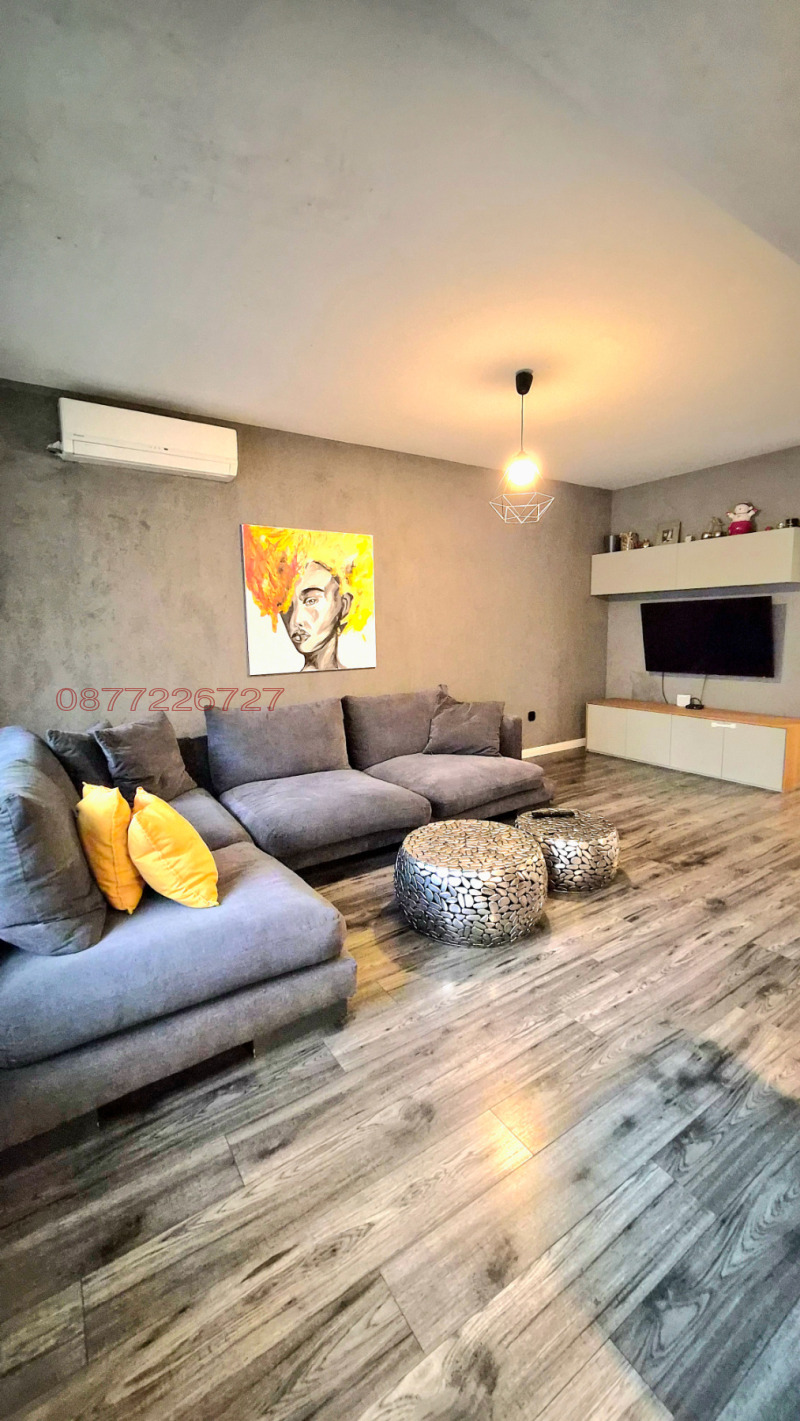 Eladó  2 hálószobás Sofia , Strelbishte , 122 négyzetméter | 92412212