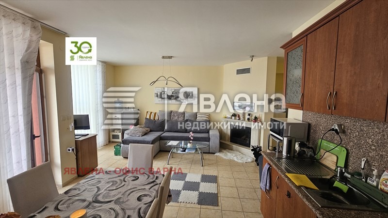 Zu verkaufen  Haus Warna , m-t Alen mak , 166 qm | 89882168 - Bild [3]