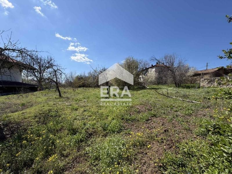 Продава ПАРЦЕЛ, с. Леденик, област Велико Търново, снимка 2 - Парцели - 54124145