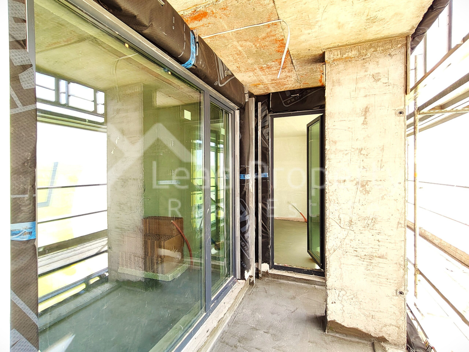 Продава 2-СТАЕН, гр. София, Сухата река, снимка 2 - Апартаменти - 54772975