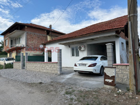 3+ camere da letto Damianitsa, regione Blagoevgrad 1
