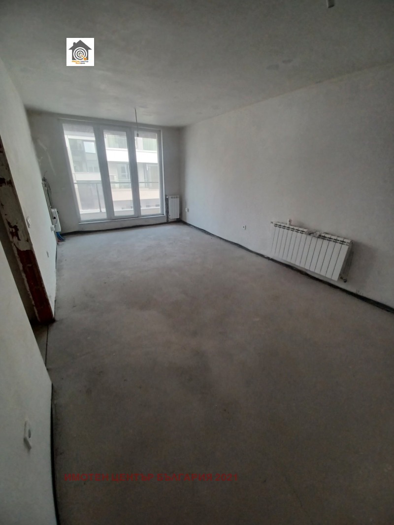 En venta  1 dormitorio Sofia , Studentski grad , 71 metros cuadrados | 70548294