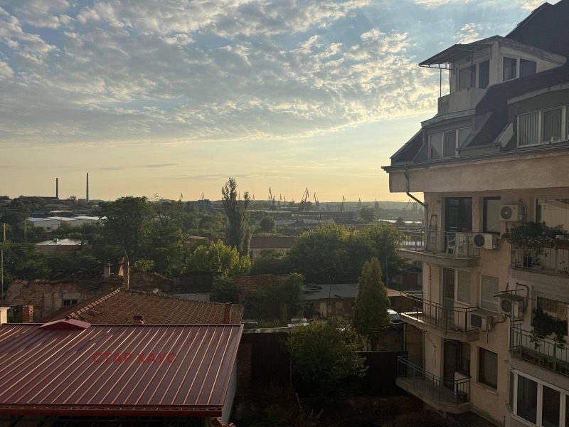 Продава  2-стаен град Русе , Широк център , 52 кв.м | 68034572 - изображение [17]