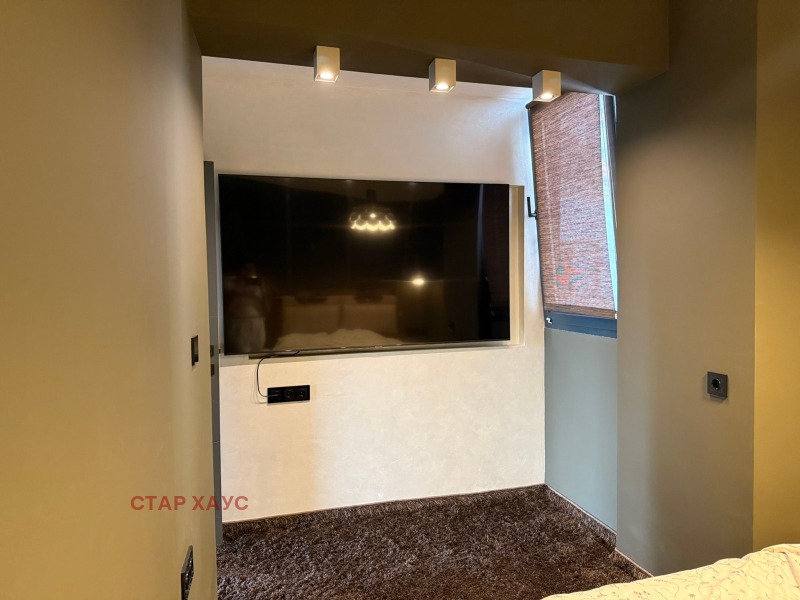 Продава  2-стаен град Русе , Широк център , 52 кв.м | 68034572 - изображение [8]