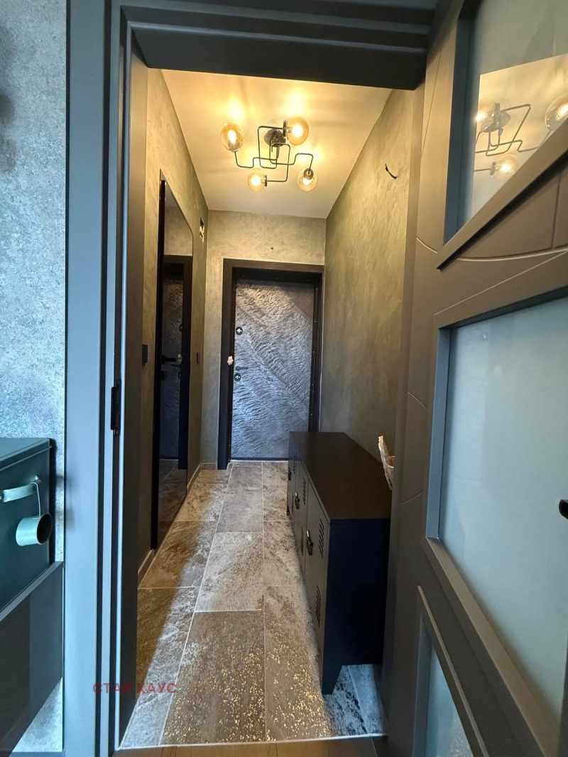 Продава  2-стаен град Русе , Широк център , 52 кв.м | 68034572 - изображение [15]