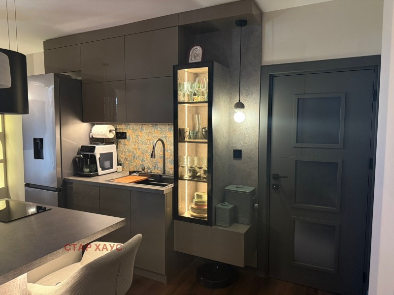Продава  2-стаен град Русе , Широк център , 52 кв.м | 68034572 - изображение [4]