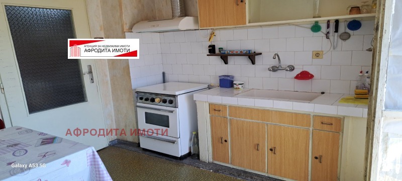 Продава 3-СТАЕН, гр. Стара Загора, Център, снимка 12 - Aпартаменти - 47462995