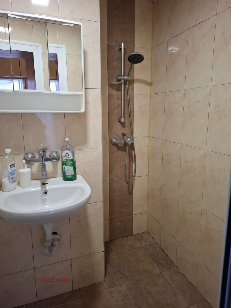 Продава  3-стаен, град Плевен, Широк център •  110 000 EUR • ID 57772060 — holmes.bg - [1] 