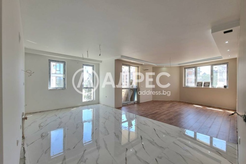 Продава  3-стаен, град София, Сухата река •  307 900 EUR • ID 48995645 — holmes.bg - [1] 