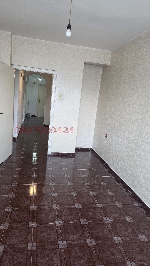 Продава 3-СТАЕН, гр. Русе, Хъшове, снимка 2 - Апартаменти - 54591075