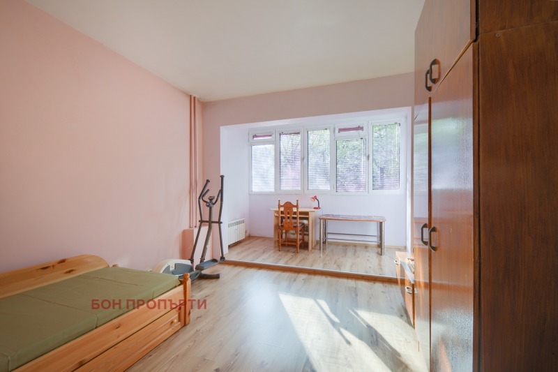 Продава 3-СТАЕН, гр. София, Сухата река, снимка 8 - Апартаменти - 52657873