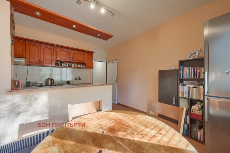 Продава 3-СТАЕН, гр. София, Сухата река, снимка 2 - Апартаменти - 52657873