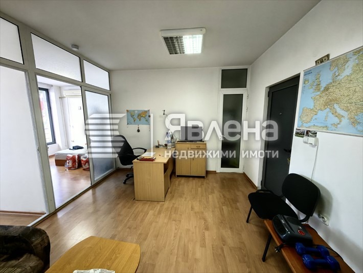 Til salgs  Kontor Blagoevgrad , Sjirok tsentar , 53 kvm | 57495699 - bilde [3]