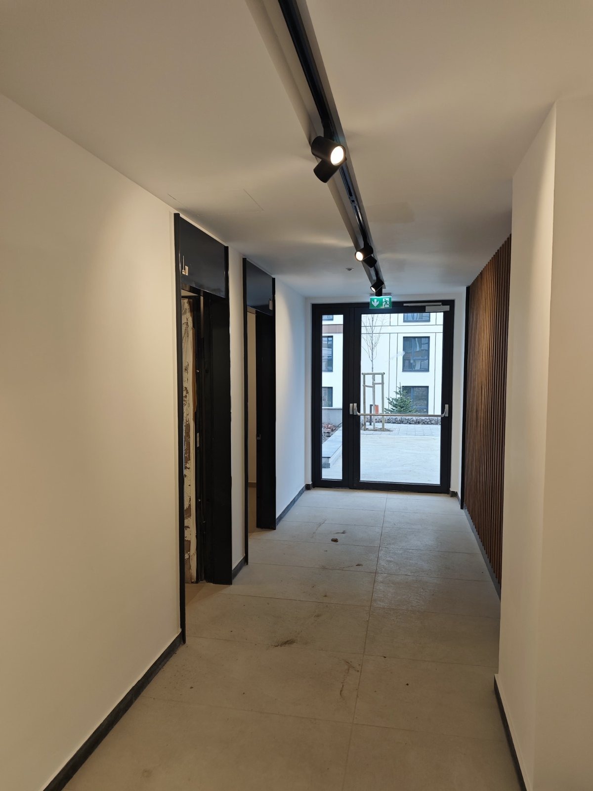 Продава 2-СТАЕН, гр. София, Красно село, снимка 2 - Апартаменти - 54128225