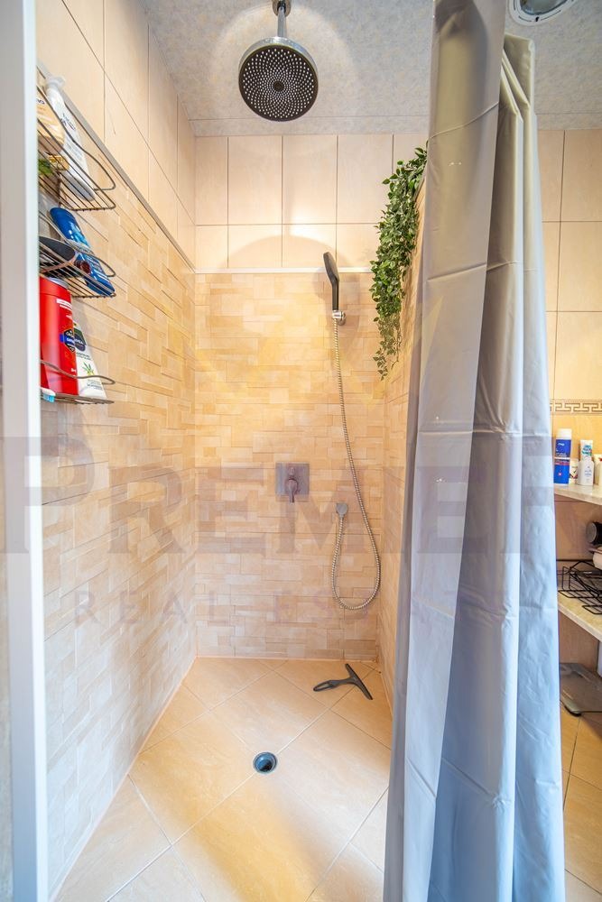 Продава КЪЩА, гр. Варна, Изгрев, снимка 9 - Къщи - 52366718