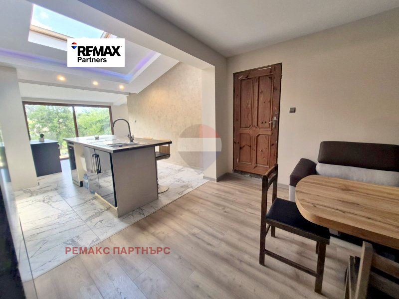 Продава КЪЩА, гр. Аксаково, област Варна, снимка 4 - Къщи - 54773782