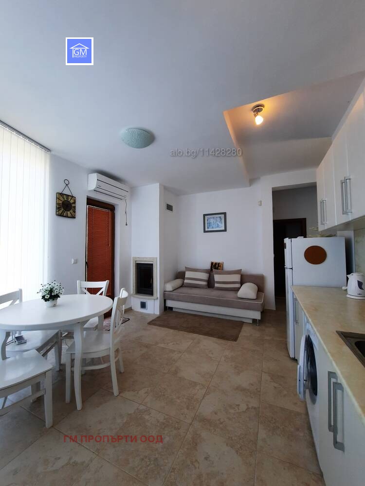 Продава КЪЩА, гр. Балчик, област Добрич, снимка 9 - Къщи - 56199255