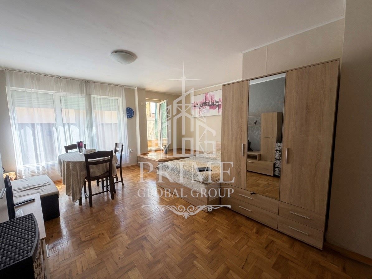 Продава 1-СТАЕН, гр. Варна, Бриз