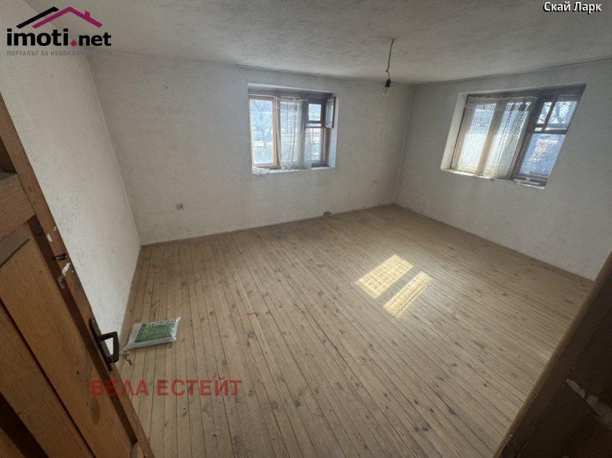 Продава ЕТАЖ ОТ КЪЩА, гр. Велинград, област Пазарджик