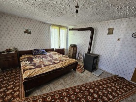 Hus Belentsi, Gabrovo 4