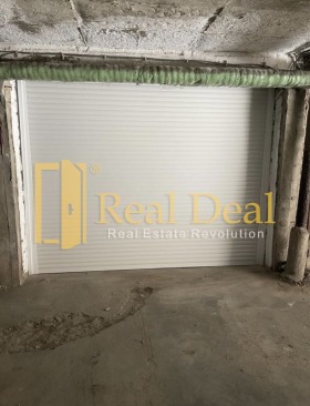 ГАРАЖ, ПАРКОМЯСТО, 18 m2