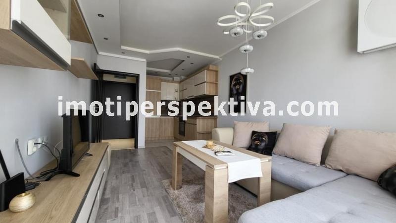 Продава  2-стаен град Пловдив , Кючук Париж , 70 кв.м | 55694409