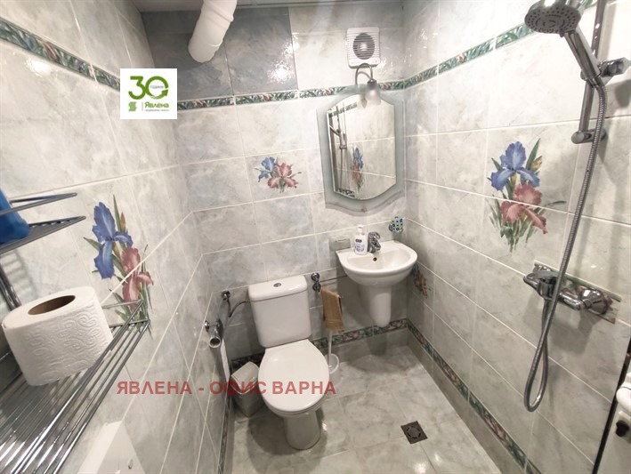 Продава 2-СТАЕН, гр. Варна, Централна поща, снимка 6 - Апартаменти - 54854049